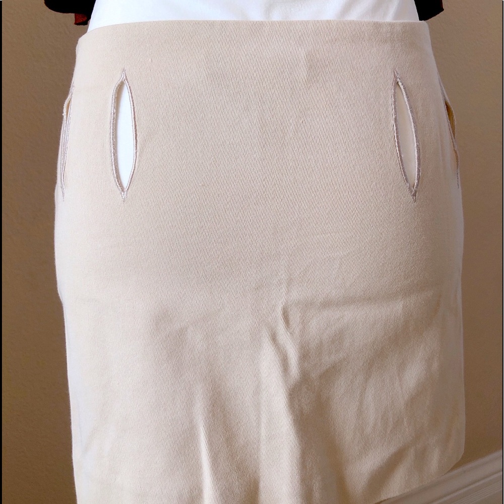CHLOE Sexy-me belted mini skirt.